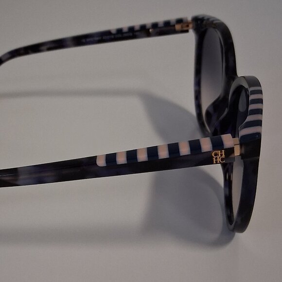 Carolina Herrera Women’s Sunglasses – SHE794V 06DQ (53/19/140) – Brand New main image 3